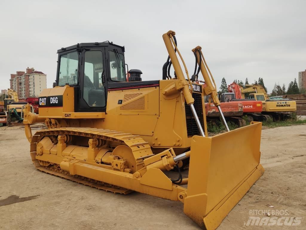 CAT D 6 G Pásové dozéry