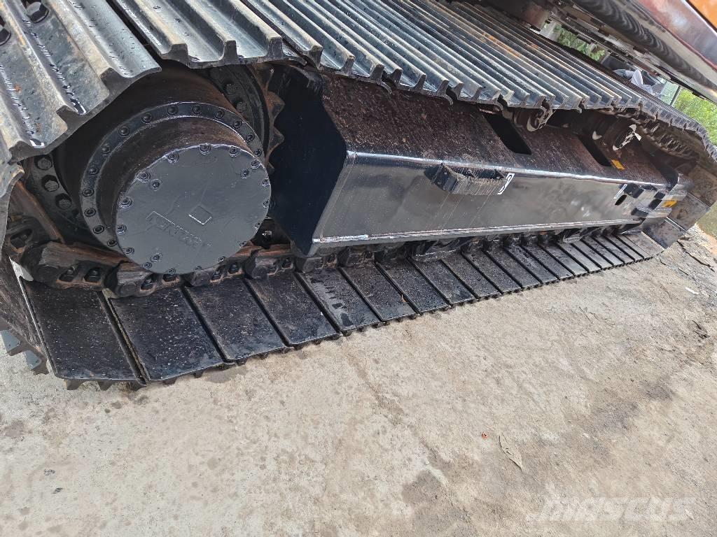 Hyundai R305LC-9T Pásové rýpadlá