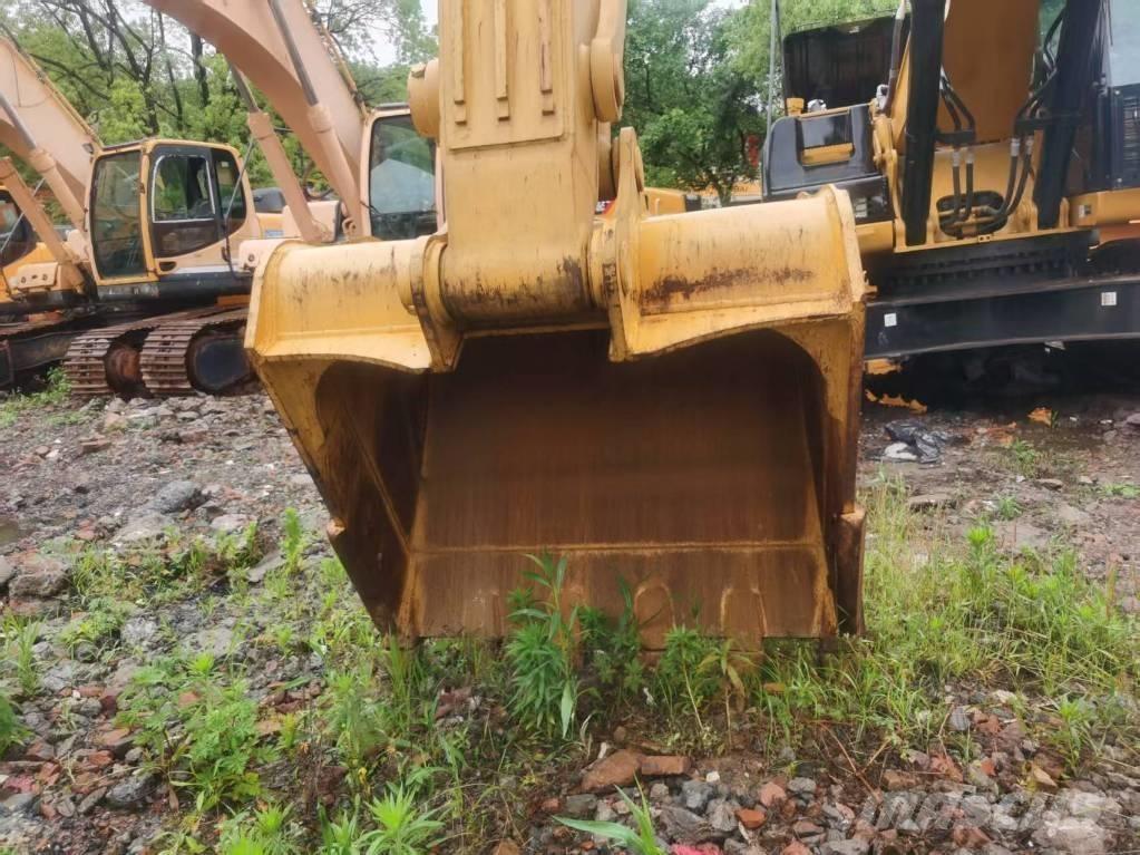 Komatsu PC 350-7 Pásové rýpadlá