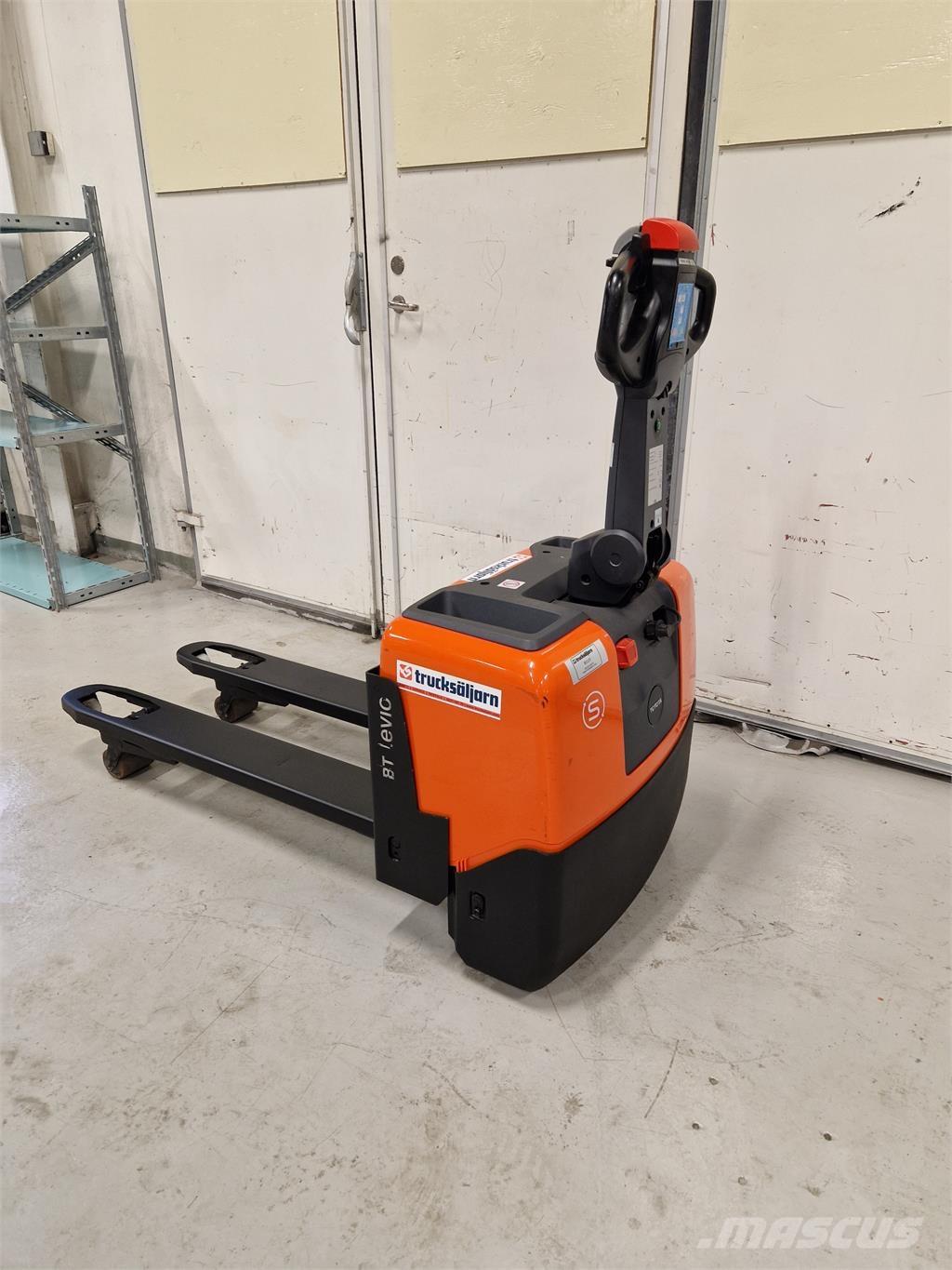 Toyota LWE130 Ručne vedené vysokozdvižné vozíky