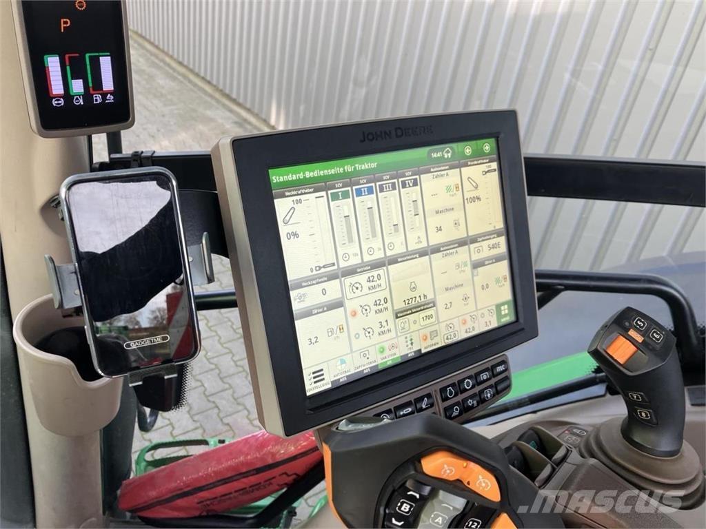 John Deere 6R 215 Traktory