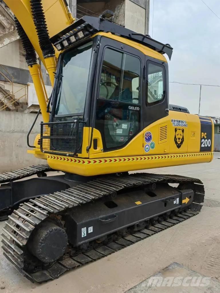 Komatsu PC 200-7L Pásové rýpadlá