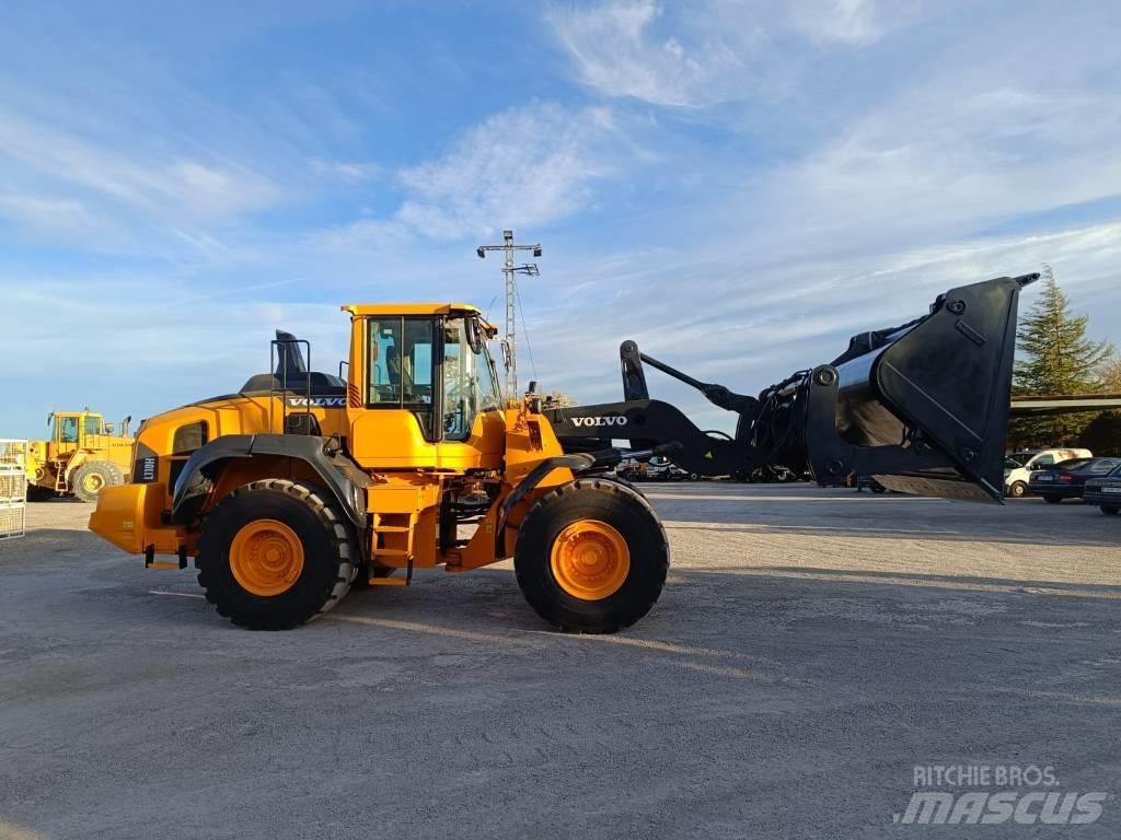 Volvo L 110 H Kolesové nakladače
