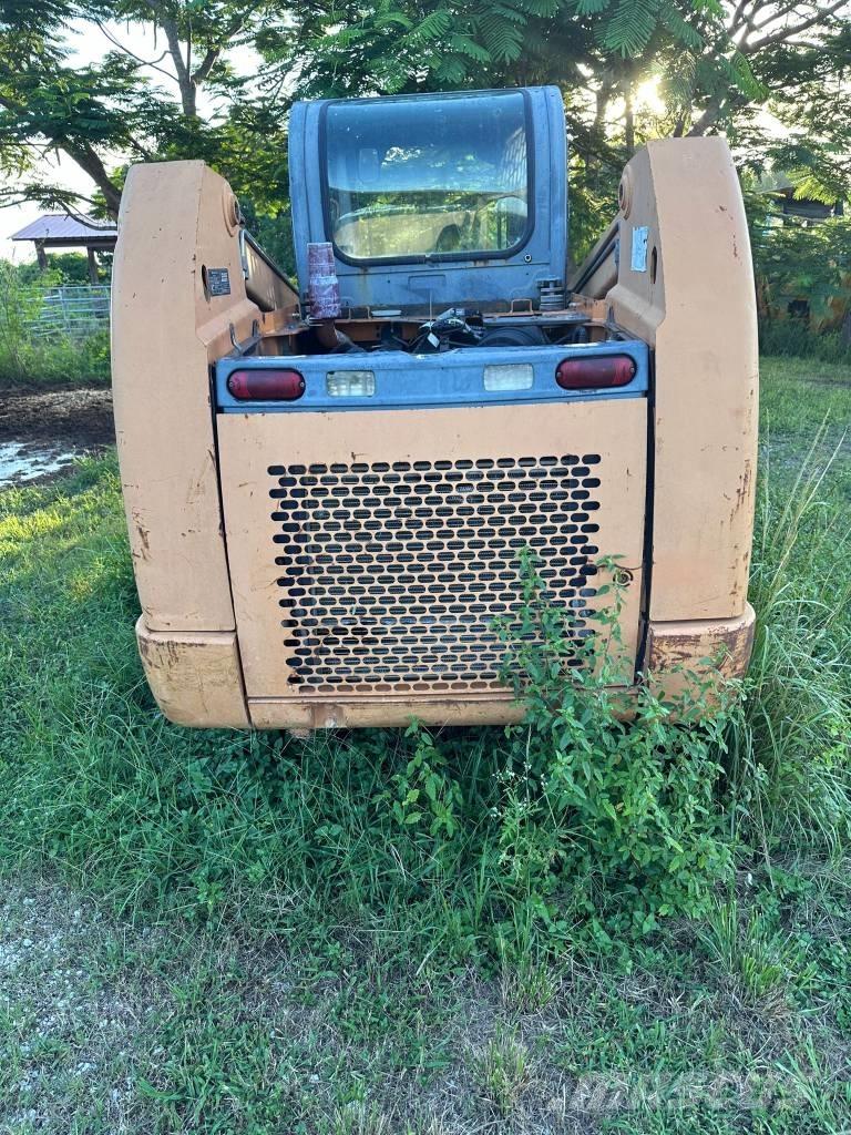 CASE SR 250 Šmykom riadené nakladače