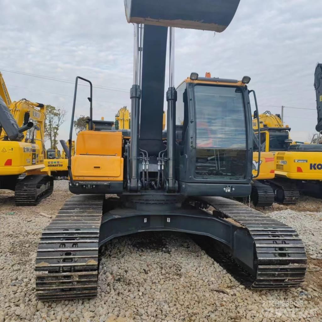 Hyundai 225VS Pásové rýpadlá