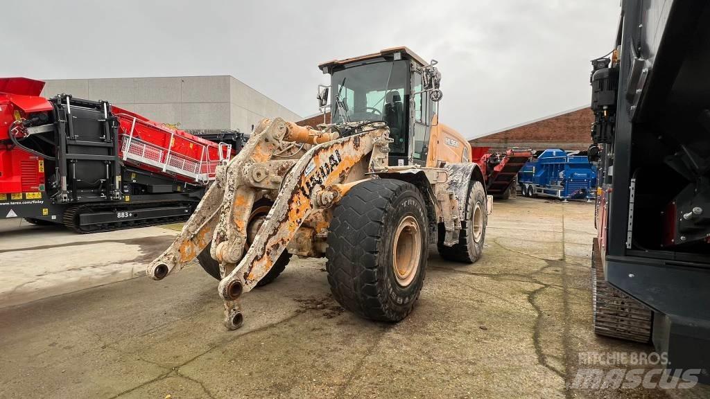 Hyundai HL 960 Kolesové nakladače