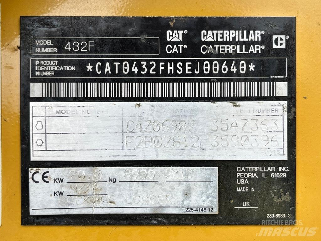 CAT 432 F Rýpadlo-nakladače