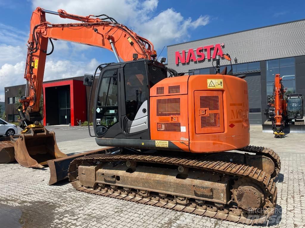 Hitachi ZX225USLC-5 Pásové rýpadlá