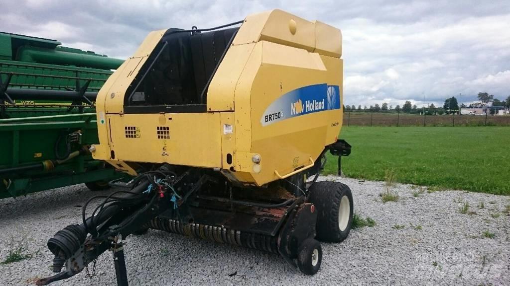 New Holland BR750A Lisy na okrúhle balíky