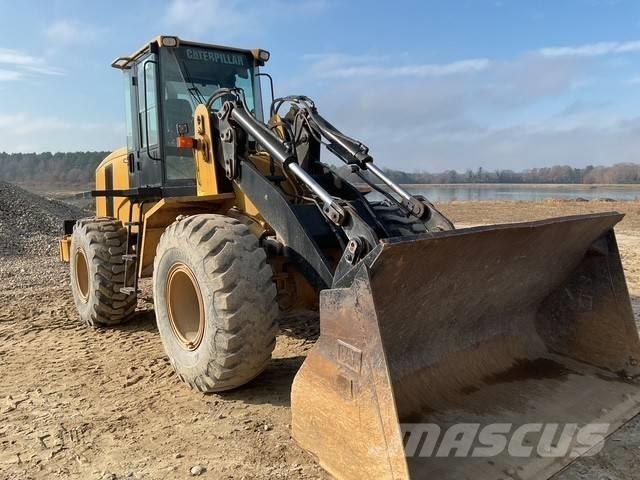 CAT IT 38 G Kolesové nakladače