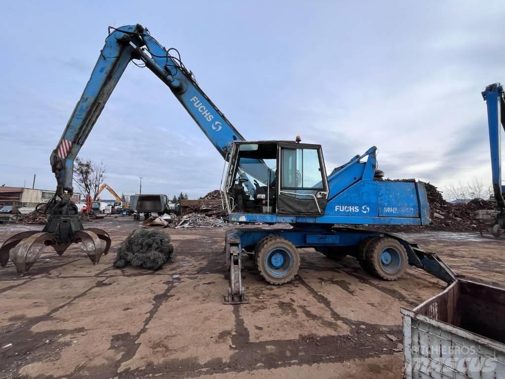 Fuchs MHL 340 Stroje pre manipuláciu s odpadom