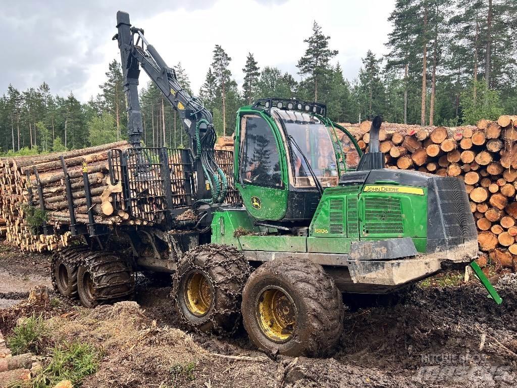 John Deere 1510 G Lesné traktory