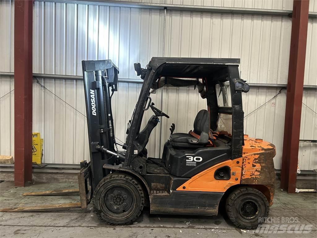 Doosan D30S-5 Dieselové vozíky