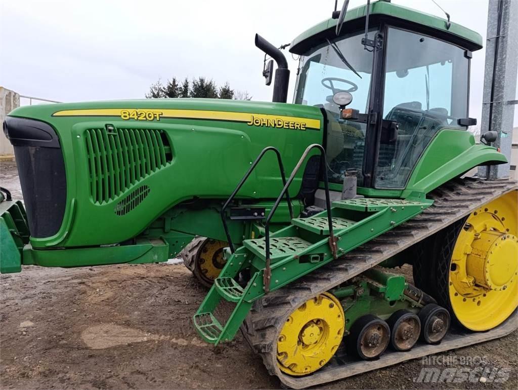 John Deere 8420T Traktory