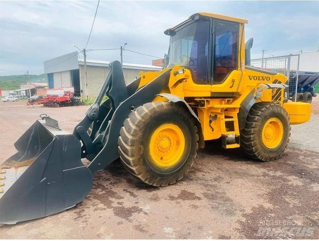 Volvo L 90 F Kolesové nakladače