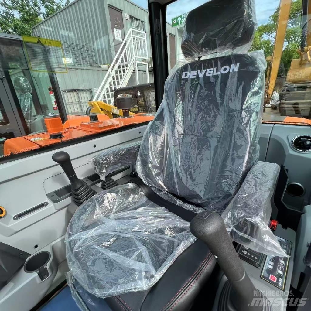 Develon DX60D Mini rýpadlá < 7t