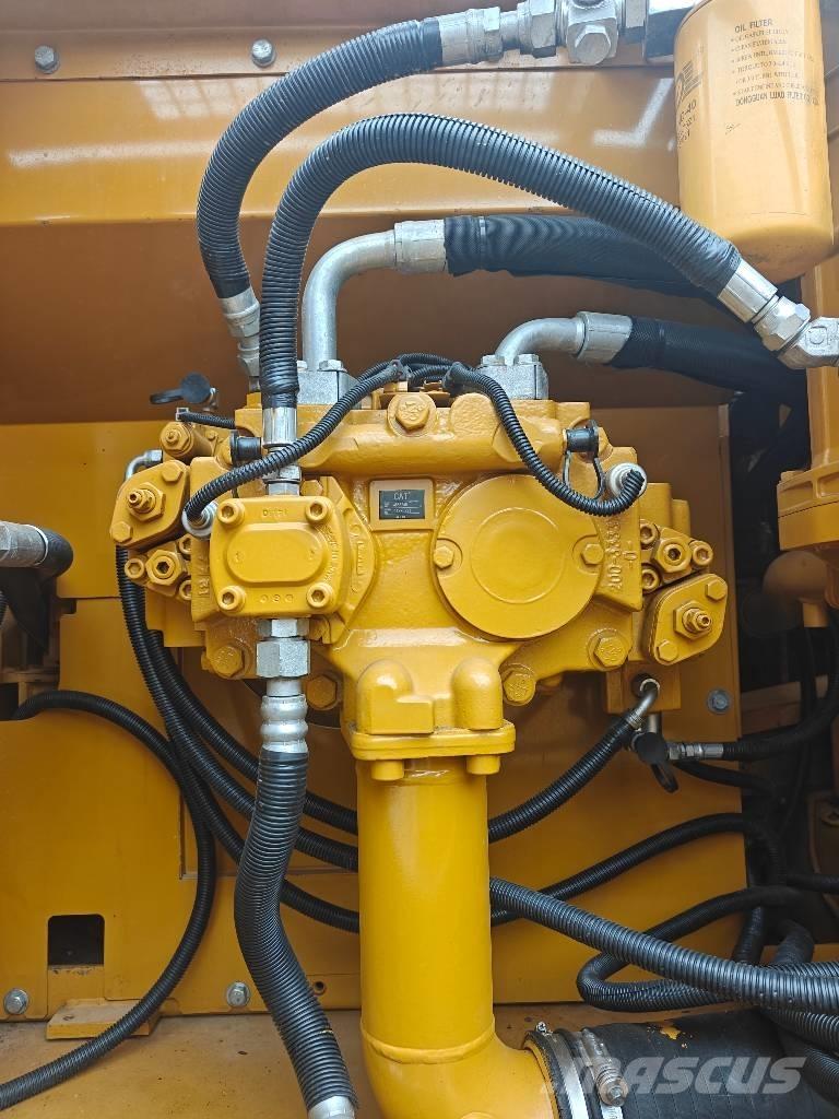 CAT 329 D Pásové rýpadlá