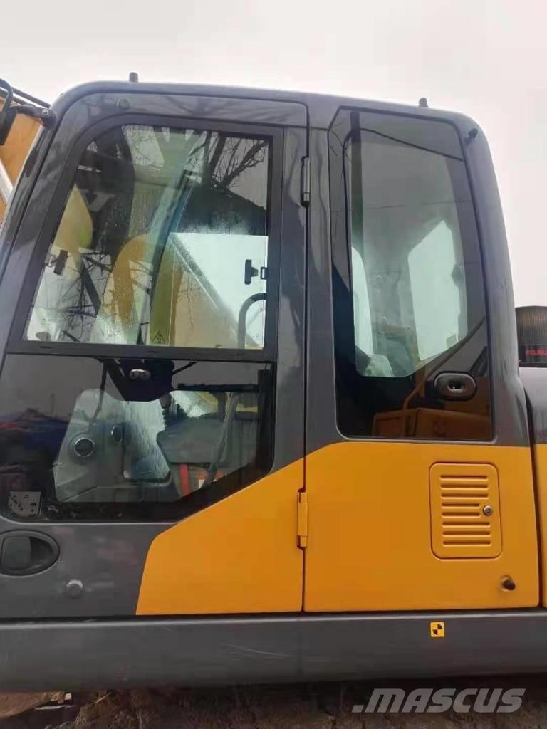 XCMG XE200DA Pásové rýpadlá
