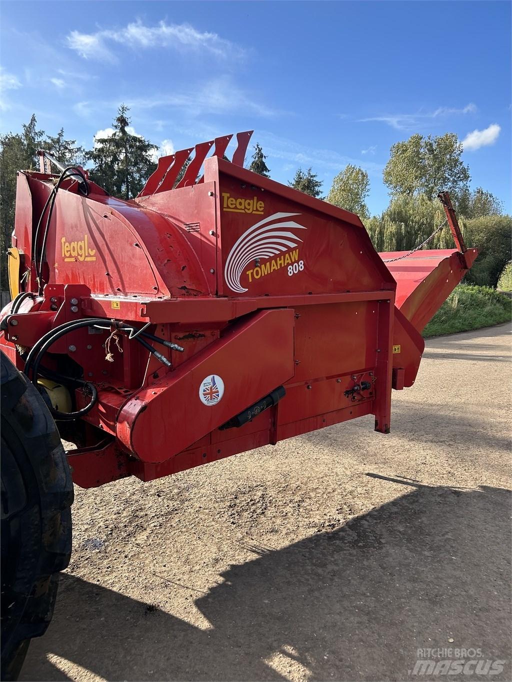 TEAGLE TOMAHAWK 808S Drviče a rezače balíkov