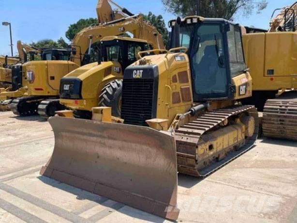 CAT D 4 K 2 XL Pásové dozéry