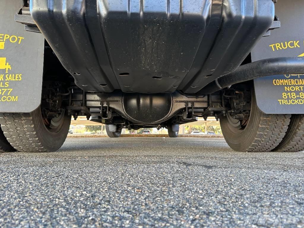 Ford F 550 SD Vozne na drevnú štiepku