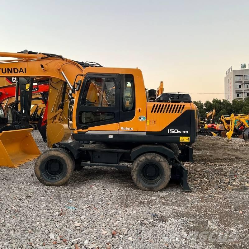 Hyundai R150w Kolesové rýpadlá