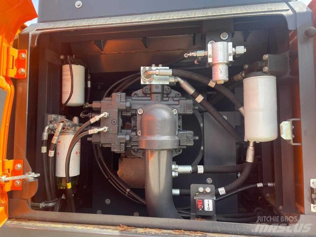 Doosan DX 350 LC-7 Pásové rýpadlá
