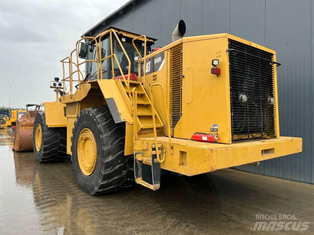 CAT 988H Kolesové nakladače