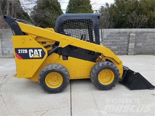 CAT 272 D Šmykom riadené nakladače