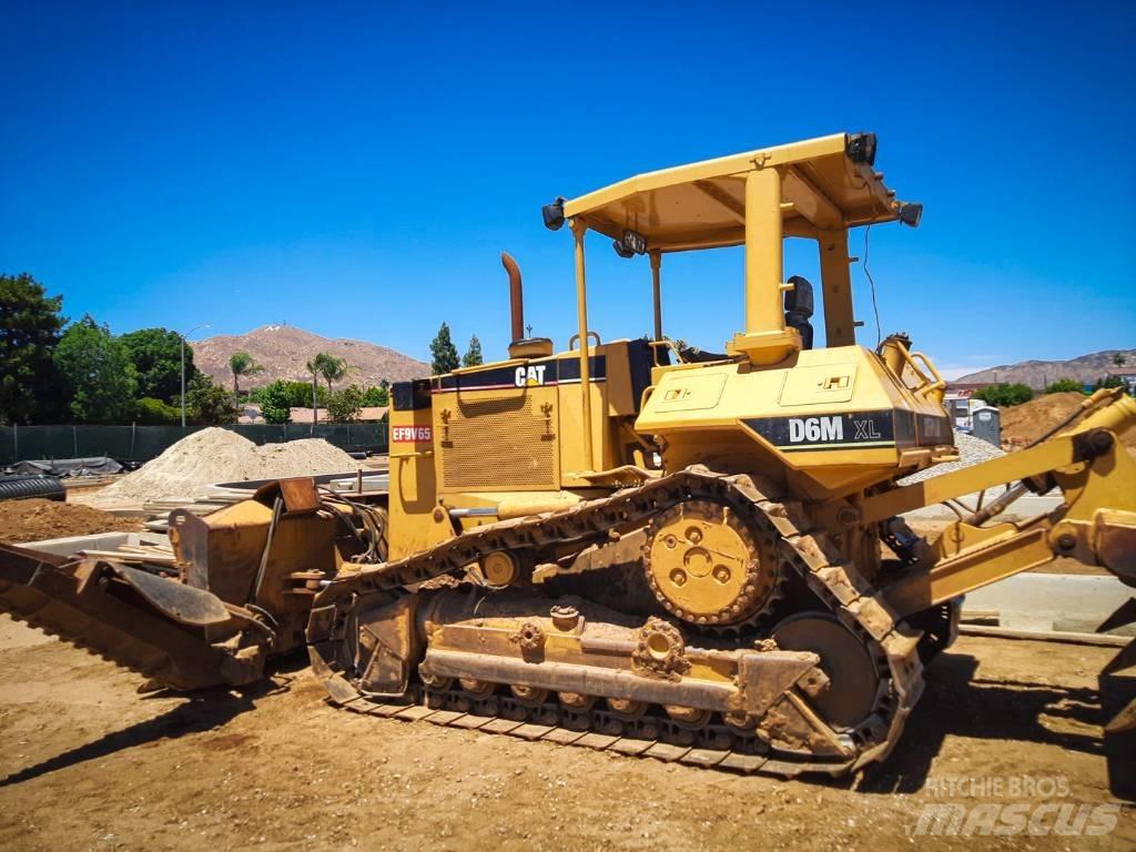 CAT D 6 M XL Pásové dozéry