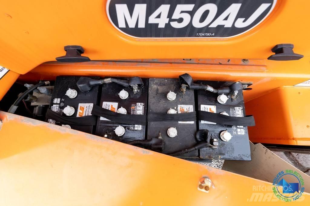 JLG M450AJ Kĺbové plošiny