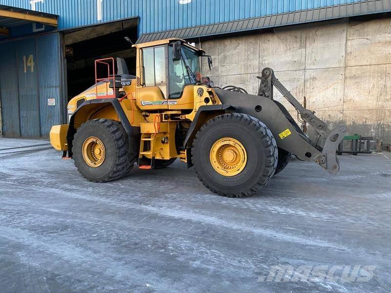 Volvo L 220 H Kolesové nakladače