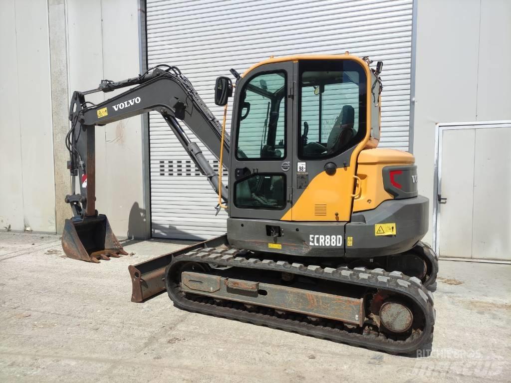 Volvo ECR 88 D Midi rýpadlá 7 t - 12 t