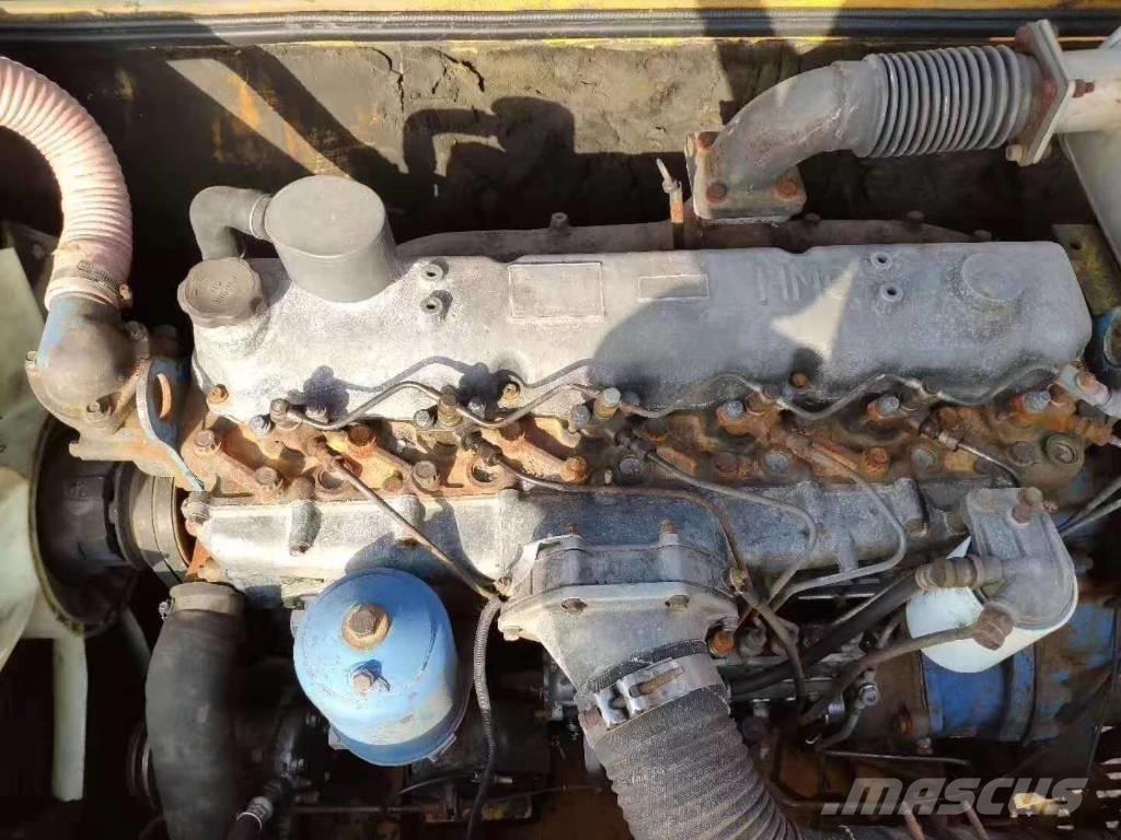 Hyundai 210-5 Pásové rýpadlá