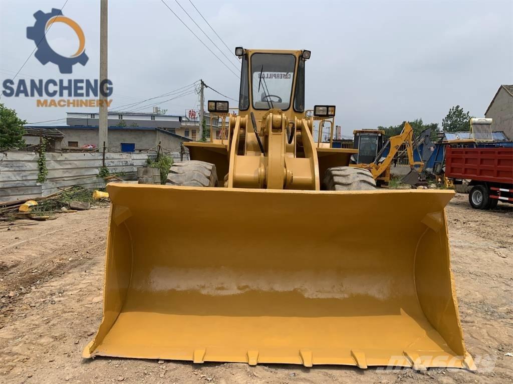CAT 950E Kolesové nakladače