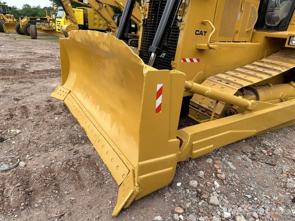 CAT D7R Pásové dozéry