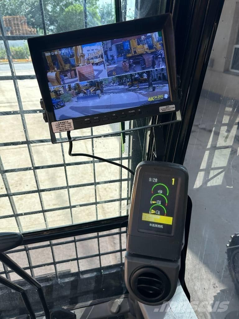 CAT CAT320D Midi rýpadlá 7 t - 12 t