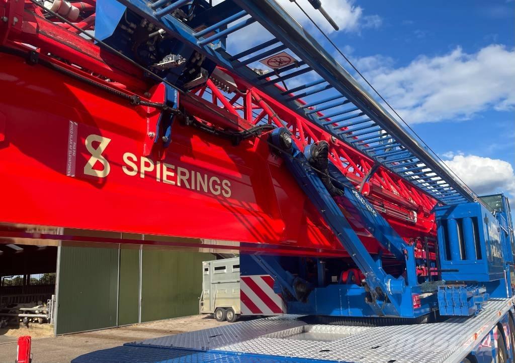 Spierings SK 597 AT4 Univerzálne terénne žeriavy