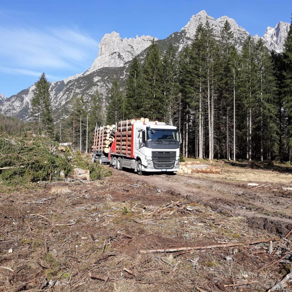 Volvo Truck Lesnícke prívesy
