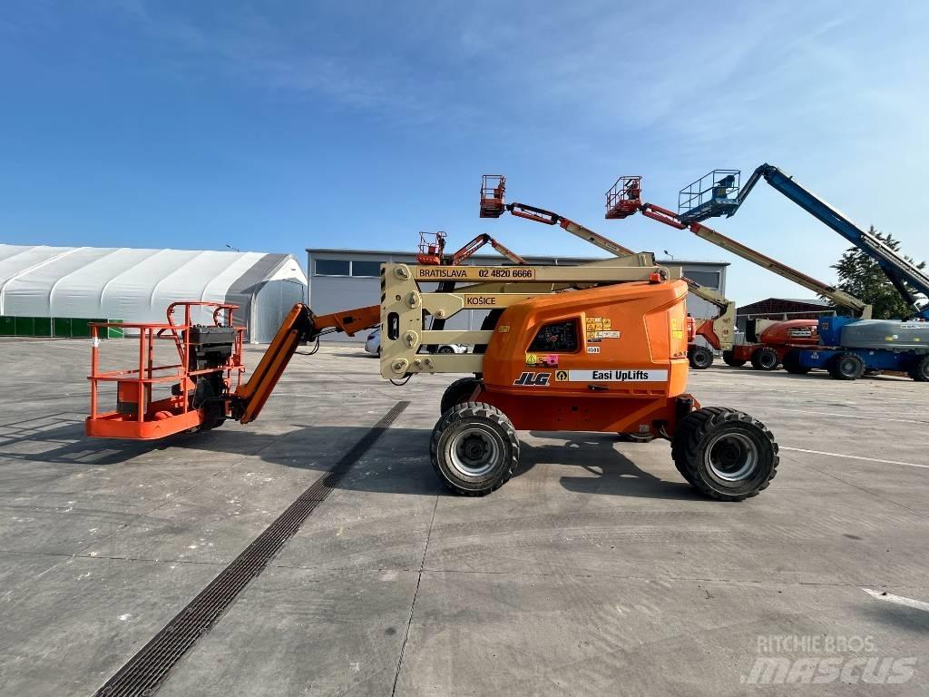 JLG 450 AJ Kĺbové plošiny