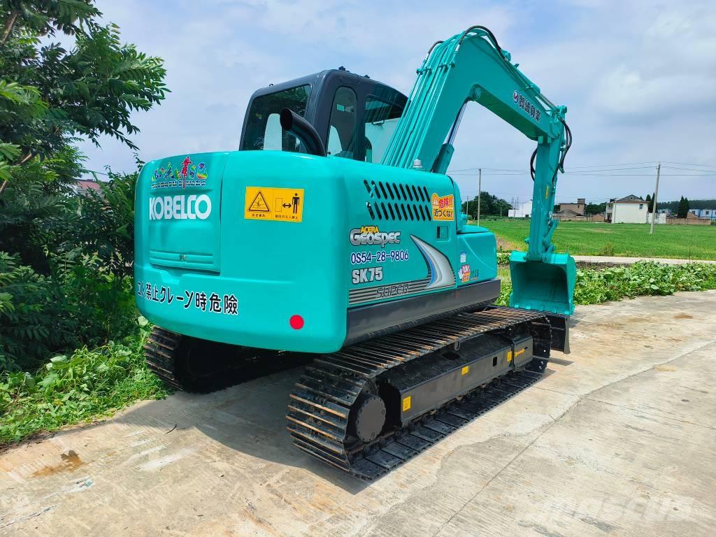 Kobelco SK 75 Pásové rýpadlá