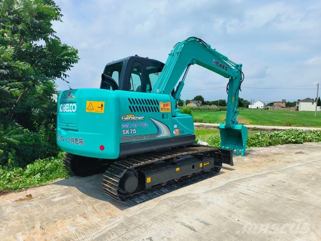 Kobelco SK 75 Pásové rýpadlá