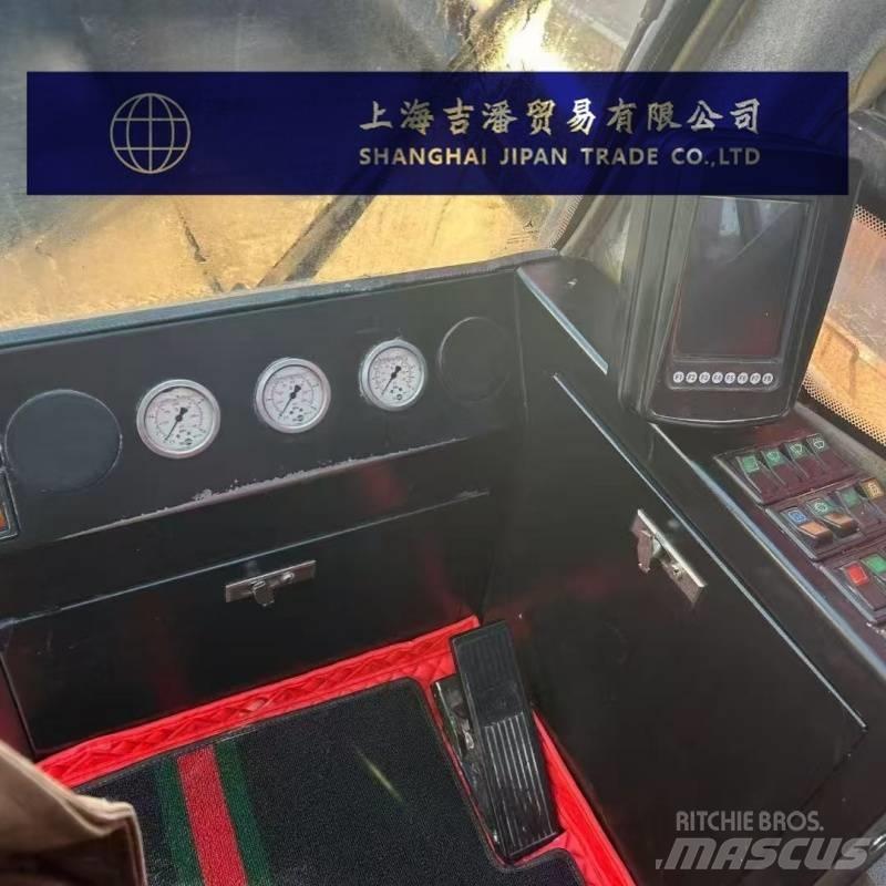 Sany STC 250 S Univerzálne terénne žeriavy