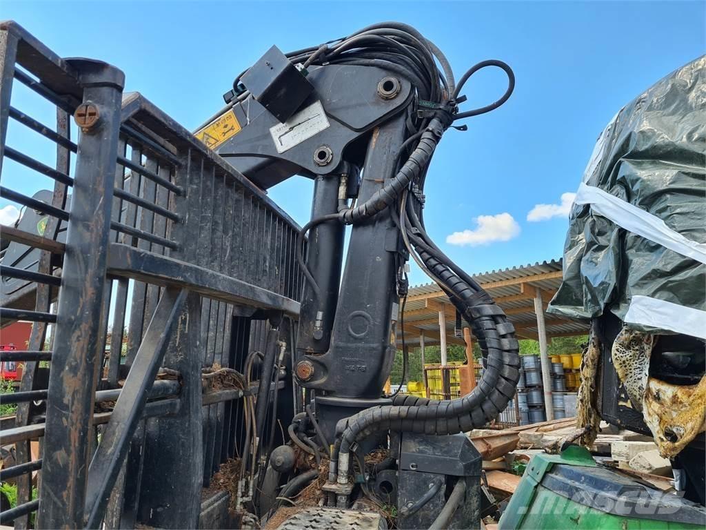 John Deere 1210E Lesné traktory