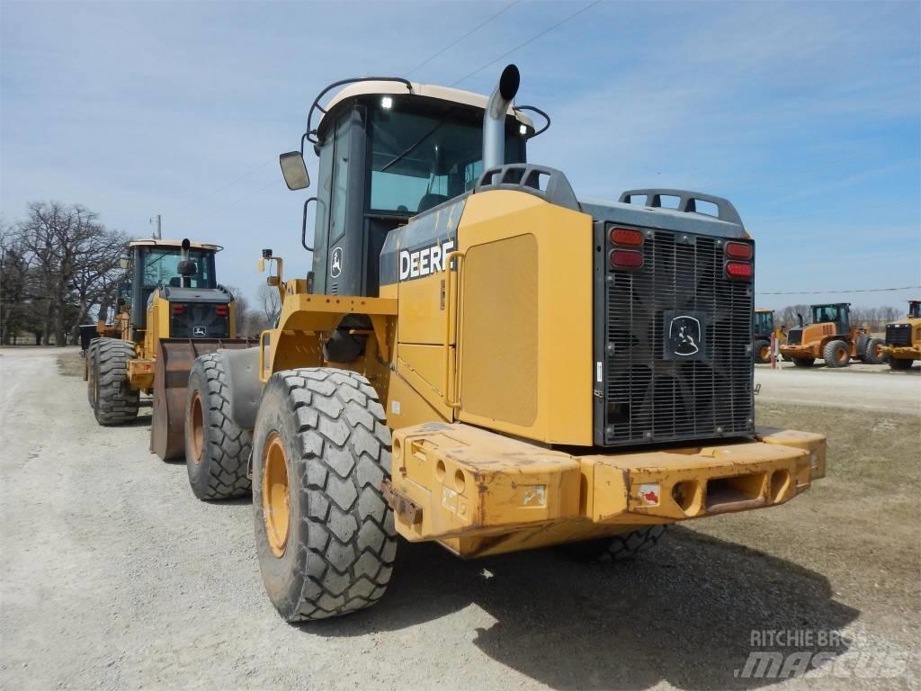 John Deere 624K Kolesové nakladače
