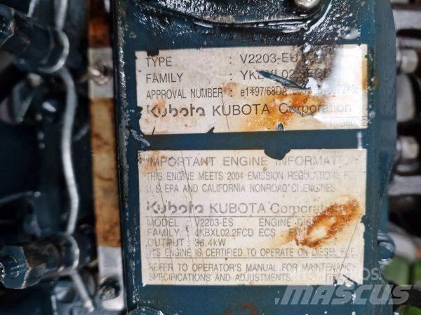 Kubota V2203-ES Motory