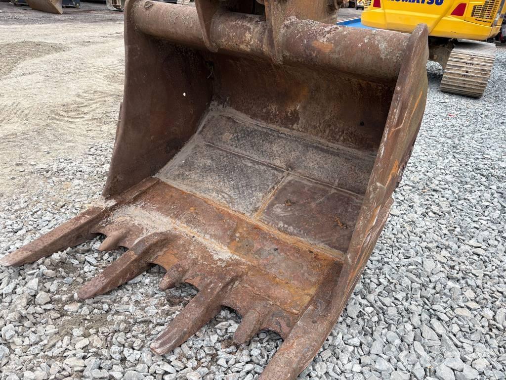 Komatsu PC210LC-8 Pásové rýpadlá