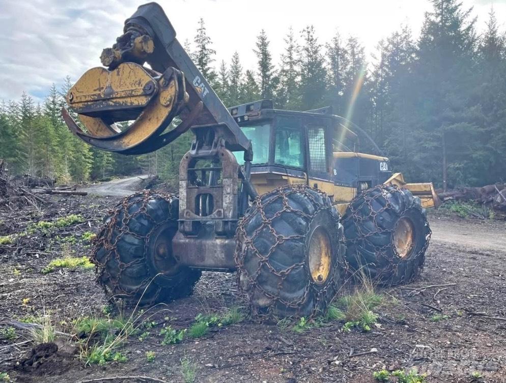 CAT 535 B Skiddery