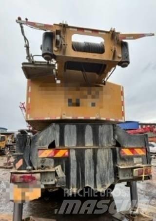 Sany STC 1300 Univerzálne terénne žeriavy