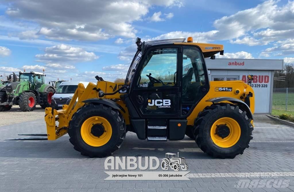JCB 541-70 Agri Pro Teleskopické kolesové nakladače